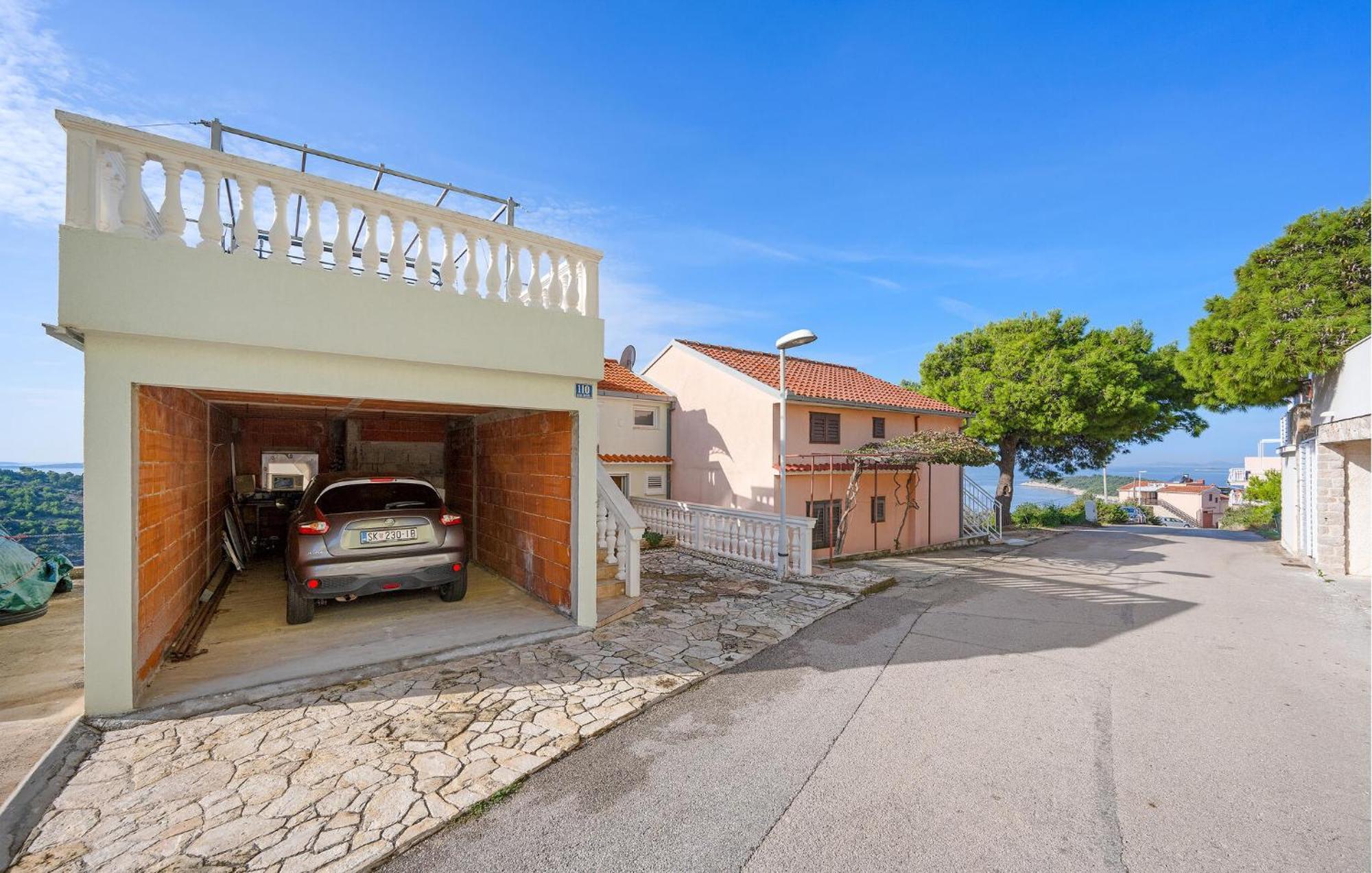 Lovely Apartment In Primosten With Kitchen Exterior photo